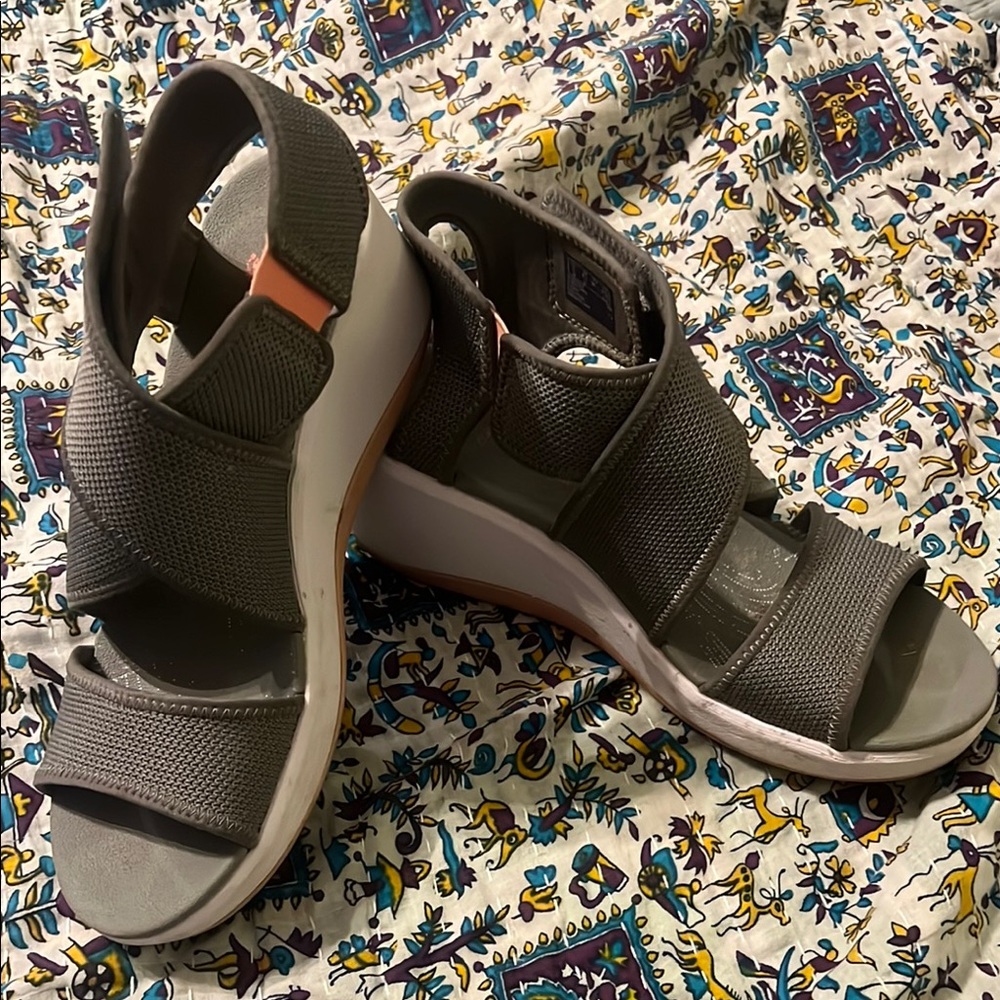 Elegant Gray Wedge Sandals